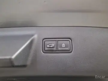 2025 Hyundai Santa Fe с пробегом 15 500 км
