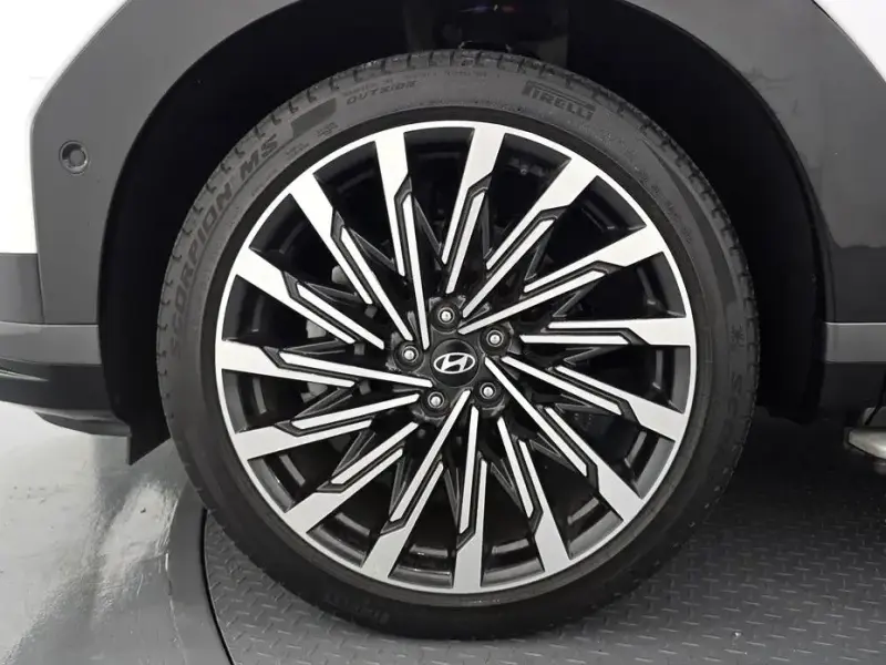 2023 Hyundai Santa Fe с пробегом 35 314 км