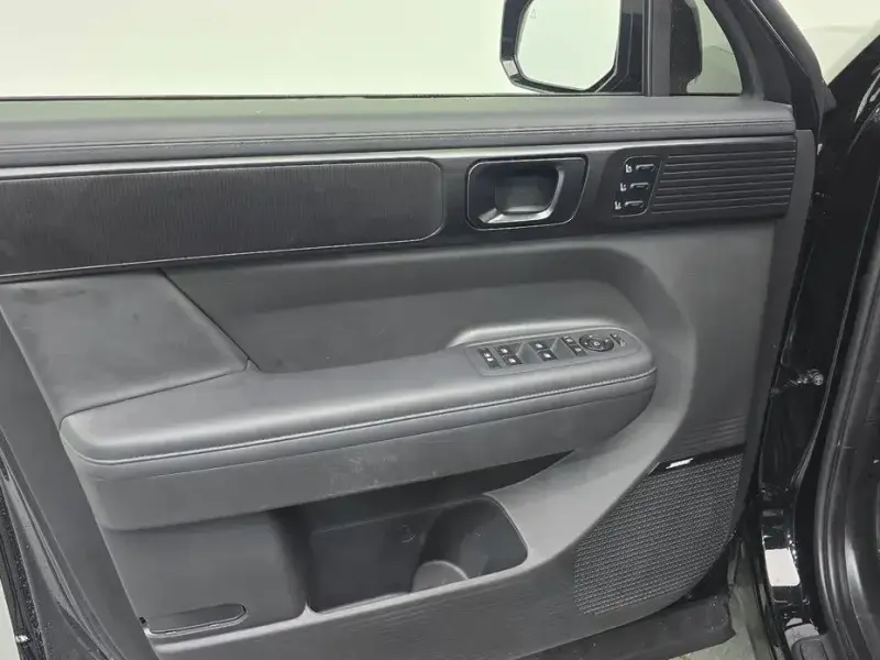 2023 Hyundai Santa Fe с пробегом 80 755 км