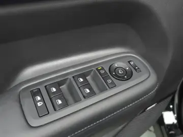 2023 Hyundai Santa Fe с пробегом 80 755 км