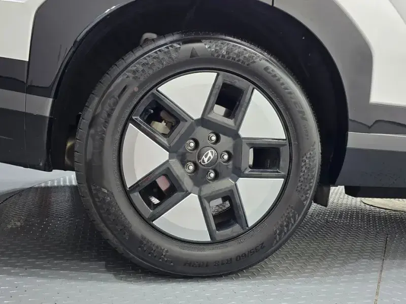 2024 Hyundai Santa Fe с пробегом 33 990 км