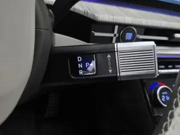 2024 Hyundai Santa Fe с пробегом 33 990 км