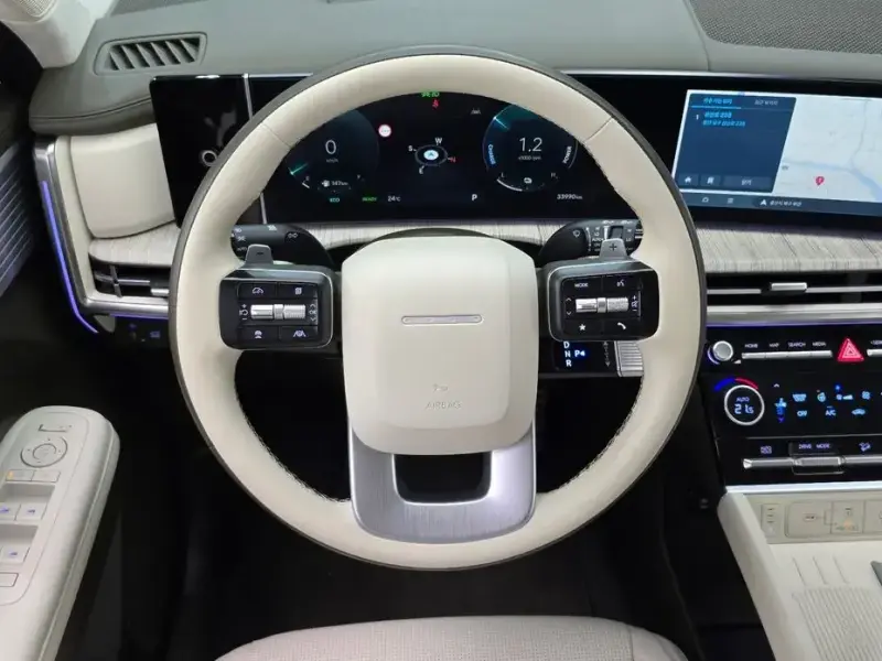 2024 Hyundai Santa Fe с пробегом 33 990 км