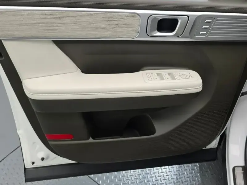 2024 Hyundai Santa Fe с пробегом 33 990 км