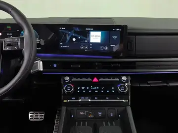 2025 Hyundai Santa Fe с пробегом 9 221 км