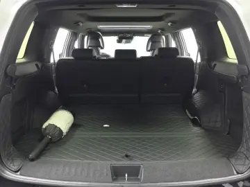 2025 Hyundai Santa Fe с пробегом 9 221 км