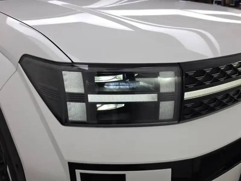 2025 Hyundai Santa Fe с пробегом 9 221 км