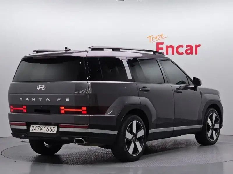 2024 Hyundai Santa Fe с пробегом 13 085 км