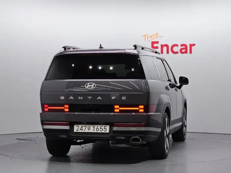 2024 Hyundai Santa Fe с пробегом 13 085 км