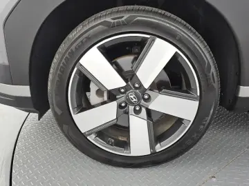 2024 Hyundai Santa Fe с пробегом 13 085 км