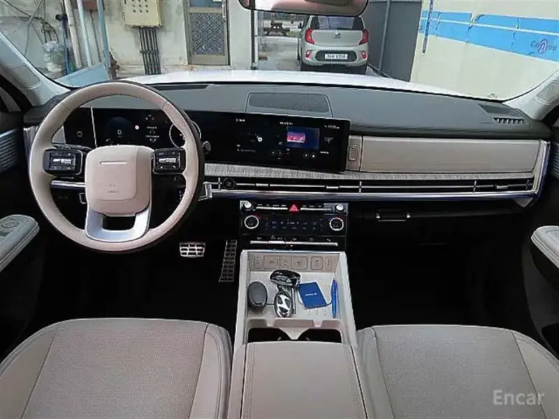 2024 Hyundai Santa Fe с пробегом 7 573 км
