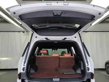 2023 Hyundai Santa Fe с пробегом 24 657 км