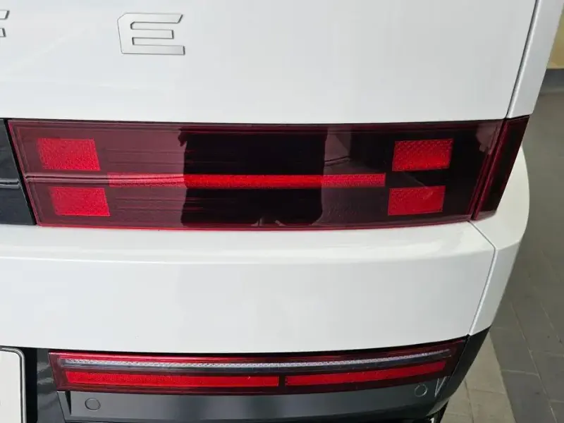 2023 Hyundai Santa Fe с пробегом 24 657 км