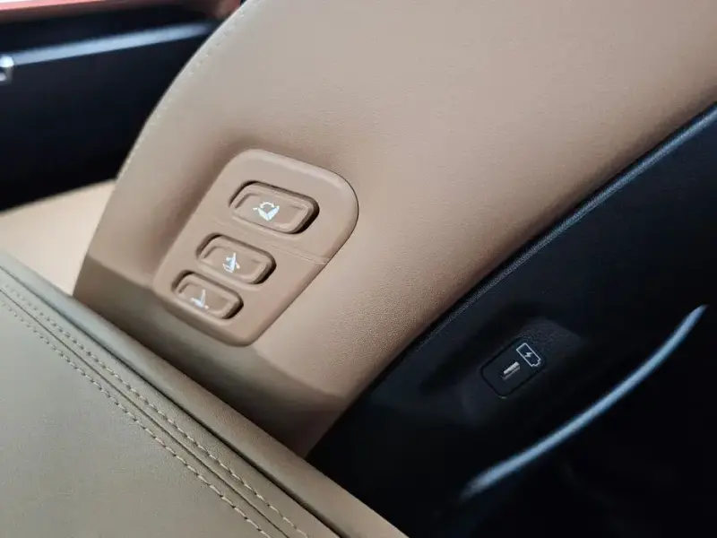 2023 Hyundai Santa Fe с пробегом 24 657 км