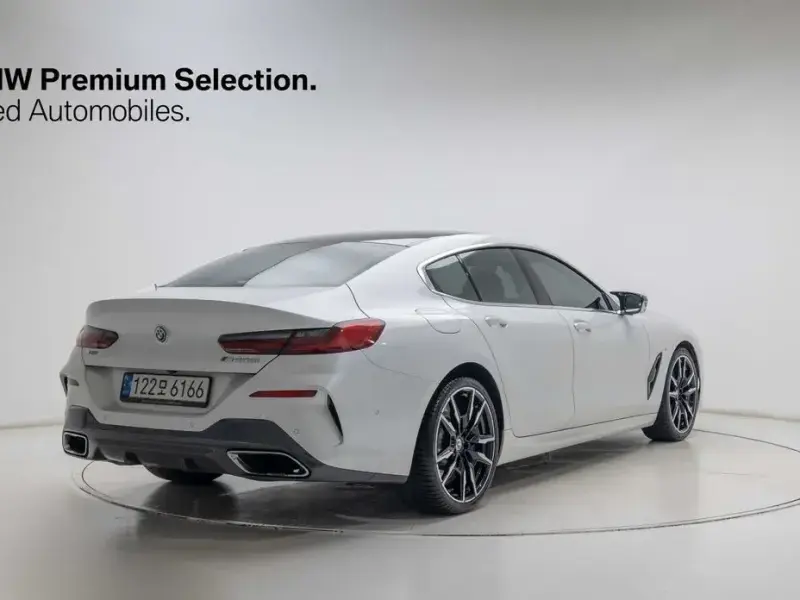 2022 BMW 8 серии с пробегом 78 220 км