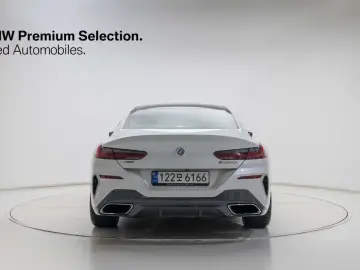 2022 BMW 8 серии с пробегом 78 220 км