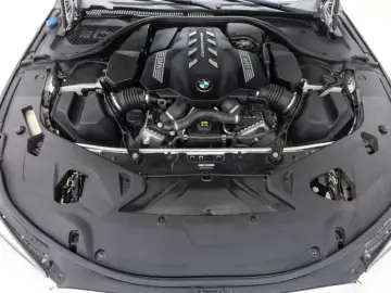2022 BMW 8 серии с пробегом 78 220 км