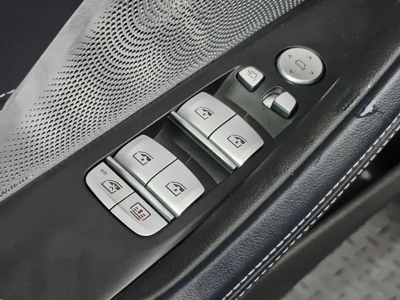2024 BMW 8 серии с пробегом 24 519 км