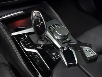 2020 BMW 6 серии с пробегом 65 376 км