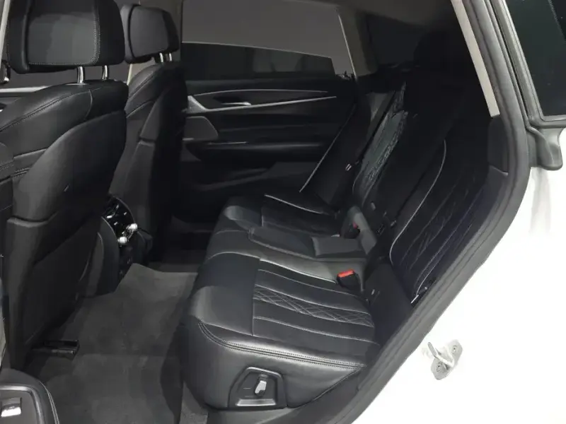 2020 BMW 6 серии с пробегом 65 376 км