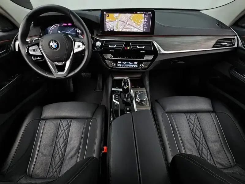 2023 BMW 6 серии с пробегом 6 098 км
