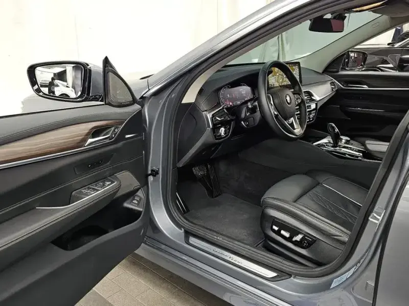 2023 BMW 6 серии с пробегом 6 098 км