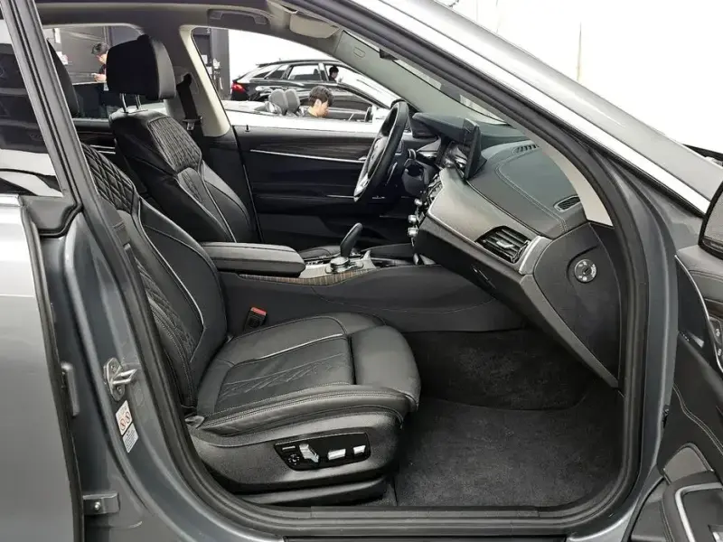 2023 BMW 6 серии с пробегом 6 098 км
