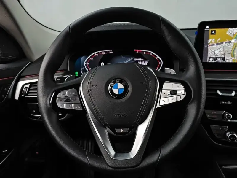 2023 BMW 6 серии с пробегом 6 098 км