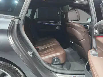 2022 BMW 6 серии с пробегом 66 480 км