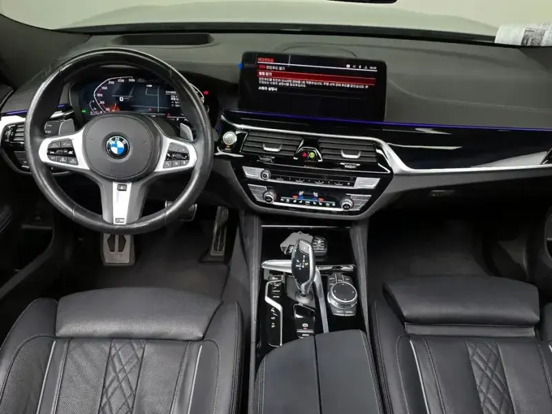 2021 BMW 6 серии с пробегом 48 035 км