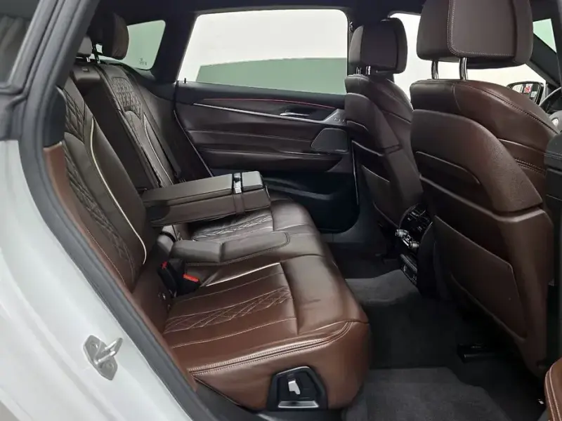 2020 BMW 6 серии с пробегом 106 616 км