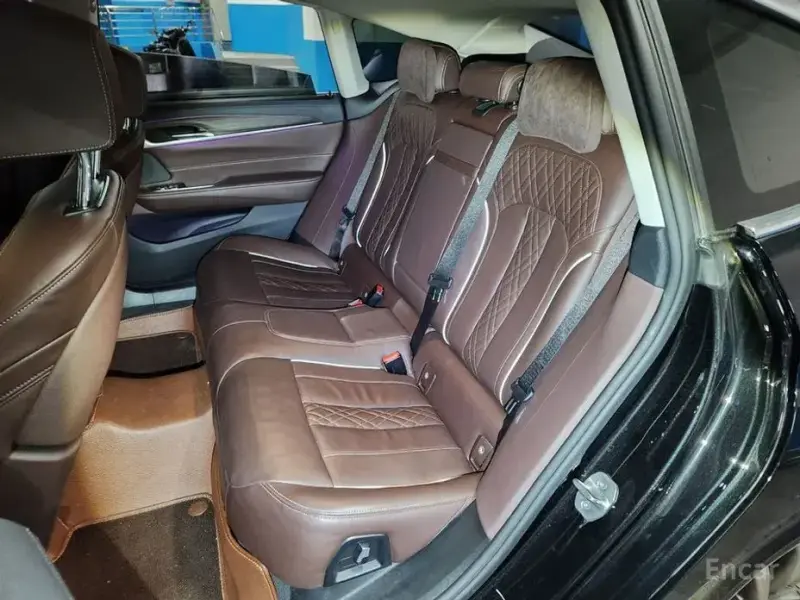 2023 BMW 6 серии с пробегом 34 119 км
