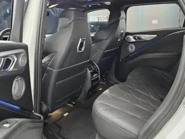 2023 BMW XM с пробегом 30 218 км