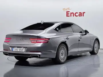 2023 Genesis G80 с пробегом 26 649 км