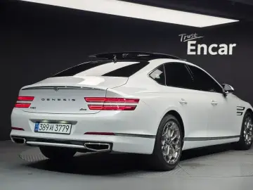 2023 Genesis G80 с пробегом 16 061 км