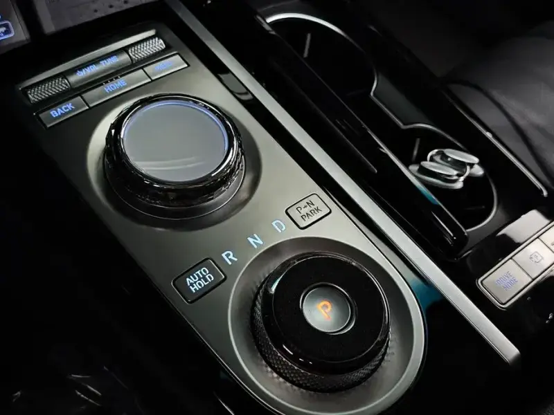 2023 Genesis G80 с пробегом 26 649 км