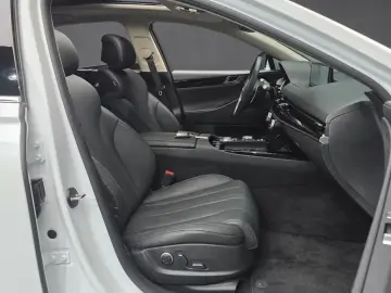 2023 Genesis G80 с пробегом 16 061 км