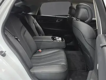 2023 Genesis G80 с пробегом 16 061 км