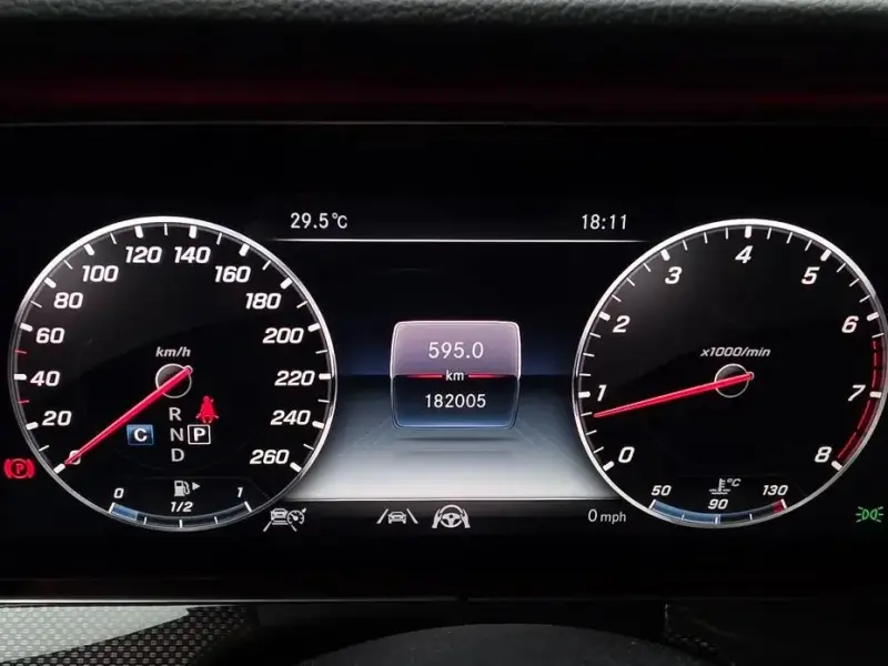 2020 Mercedes-Benz E-Класс с пробегом 182 005 км