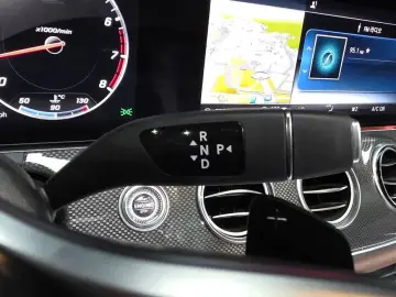 2020 Mercedes-Benz E-Класс с пробегом 182 005 км