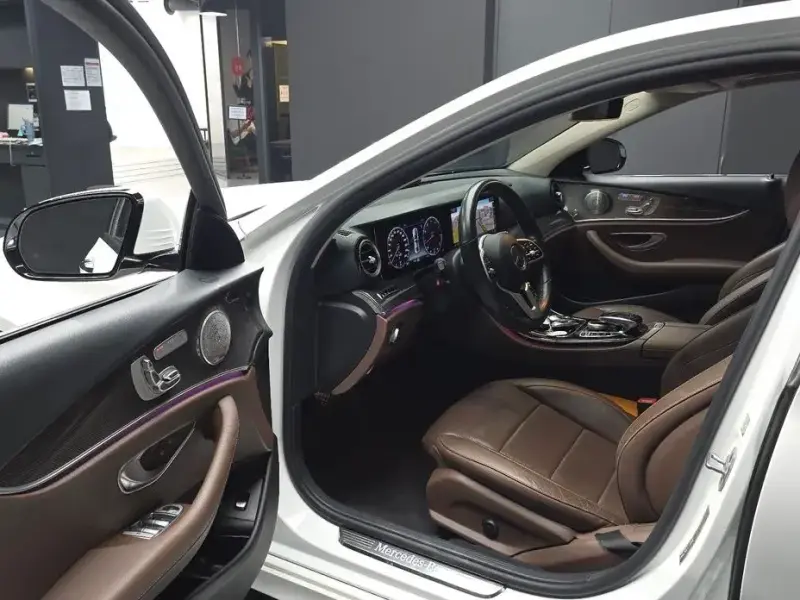 2020 Mercedes-Benz E-Класс с пробегом 182 005 км