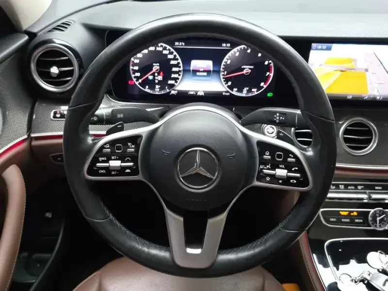 2020 Mercedes-Benz E-Класс с пробегом 182 005 км