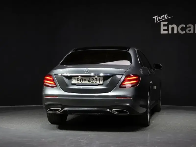 2019 Mercedes-Benz E-Класс с пробегом 115 320 км