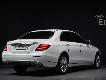 2020 Mercedes-Benz E-Класс с пробегом 67 842 км