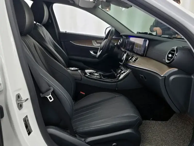 2020 Mercedes-Benz E-Класс с пробегом 67 842 км