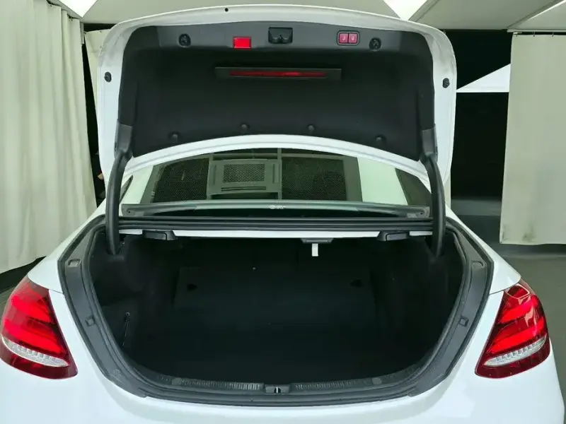 2020 Mercedes-Benz E-Класс с пробегом 67 842 км