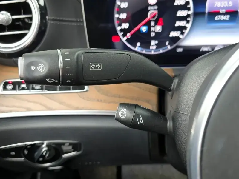 2020 Mercedes-Benz E-Класс с пробегом 67 842 км
