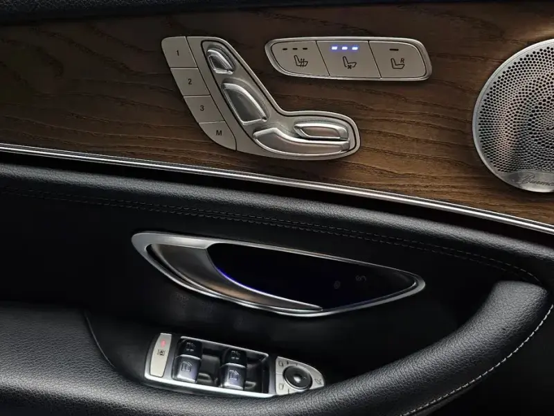 2020 Mercedes-Benz E-Класс с пробегом 103 958 км