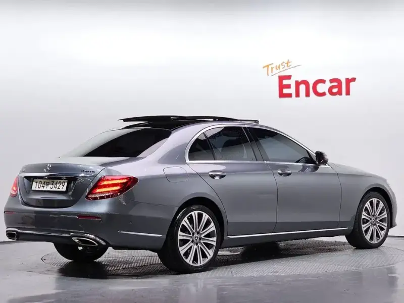 2020 Mercedes-Benz E-Класс с пробегом 102 810 км