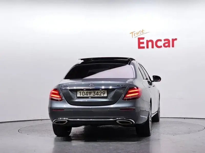 2020 Mercedes-Benz E-Класс с пробегом 102 810 км